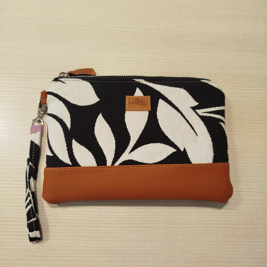 Video pochette foglie Black & White